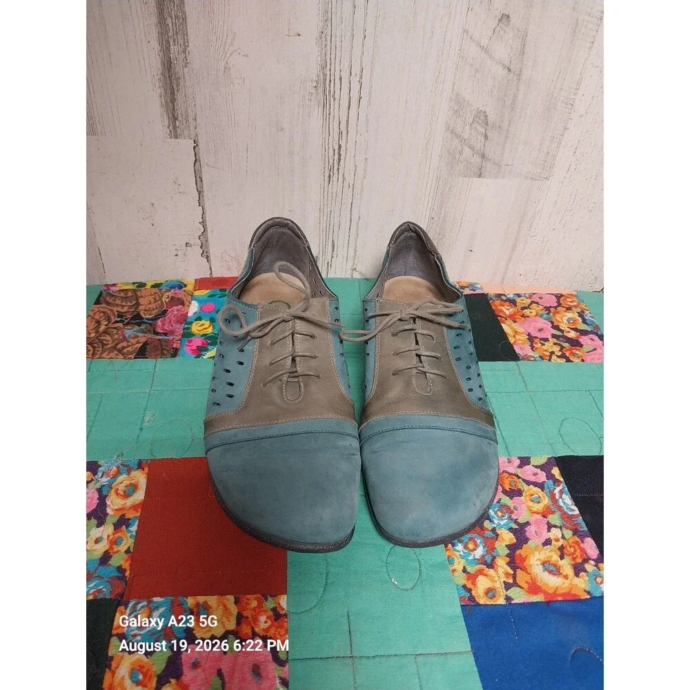Naot gently used
